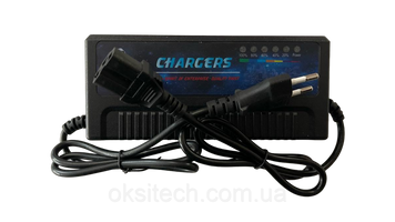 Зарядний пристрій 60V (72-74V) 2.8A для Свинцево-кислотних акумуляторів ,&nbsp;Штекер IEC 2500118179 фото